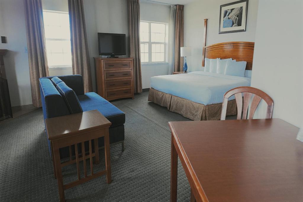 Host Inn An All Suites Hotel Уилкс-Барре Экстерьер фото